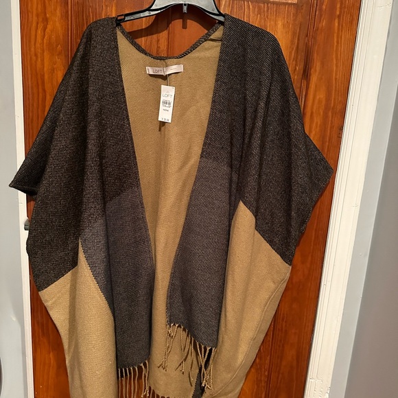 NWT Loft Shawl/Wrap - Picture 1 of 3